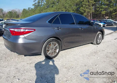 2017 Toyota Camry Se z USA, uszkodzony, nr VIN 4T1BF1FK3HU295486